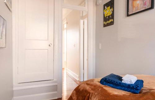 Comfortable 4 Bedroom Home with City View Near Capitol Hill Washington DC - Foto 12