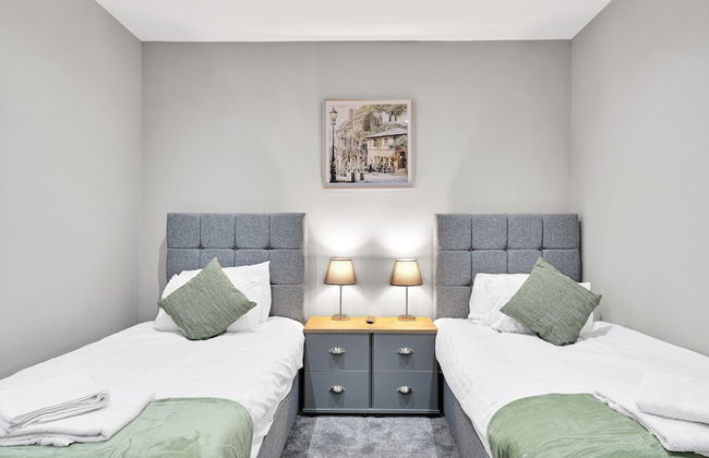 Crown Place 2 & 3 Bedroom Luxury Apts - Foto 21