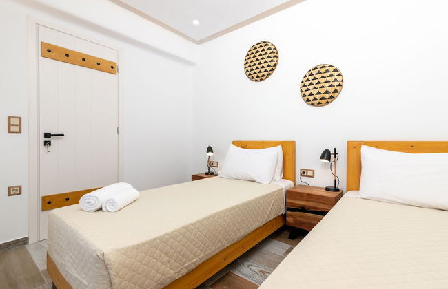 Naxian Sunset Luxury Villas - Photo 31