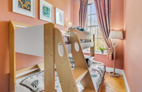 Beccles Georgian Mansion l 9 Bedrooms, Hot Tub & Parkland - Foto 26