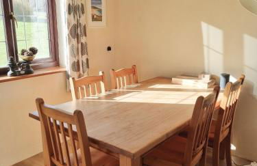 Bay Tree Cottage - cosy home near beach - Foto 23