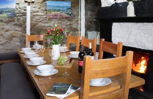 Rhiw Farmhouse - Photo 5