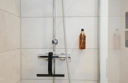 Boutique Design Apartment - 53 qm mit Fußbodenheizung und Balkon - Foto 15