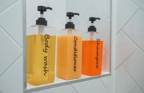 1 5 Miles to Broadway Rooftop Deck w City Views - Foto 23