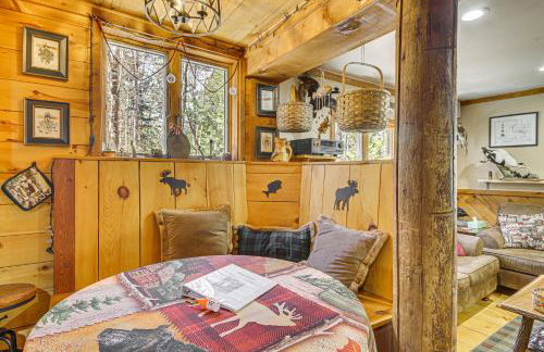 Rustic Searsport Cabin Loft and Sunroom on 10 Acres - Foto 12