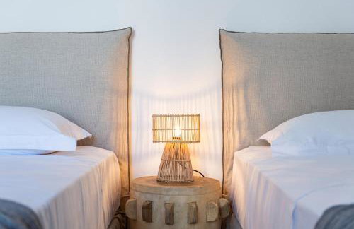 Exclusive Luxury Moca beachfront villa, Molos, Paros - Photo 44