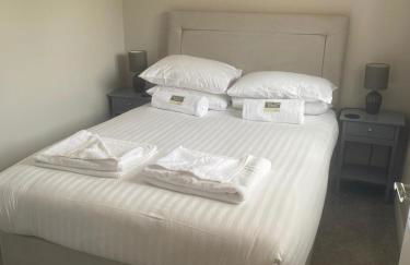 Amber Lodge with private hot tub - Foto 23