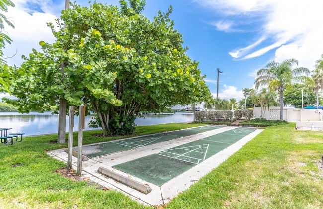 201 Little Harbor Inn - Photo 13