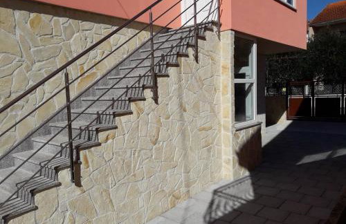 Holiday House Fantasy With Pool - Foto 13