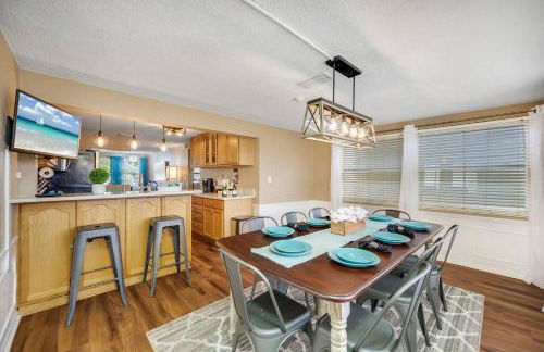 Beautiful & Cozy Home on a Canal in Hudson, FL! - Foto 12