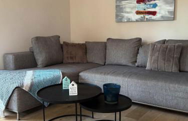 Leo-s-Hues - Photo 4