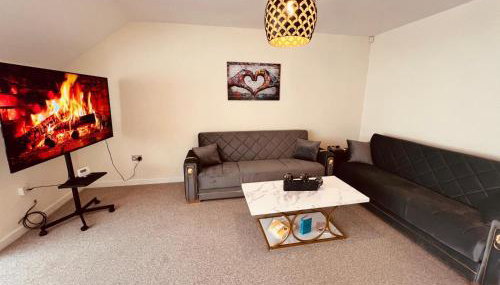 Middlesbrough Spacious Flat 2 bedrooms & 2 bathrooms & Free Private Parking & Wifi - Foto 3