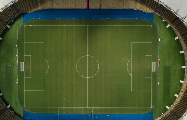 Partido de fútbol en Río de Janeiro con guía local - Foto 1