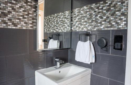 St Paul's Place With Garden And Parking - Foto 3