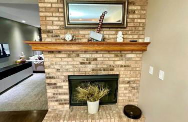 Spacious 4-bed family home with park views - Foto 16