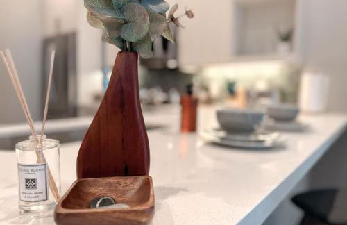 The Nichols Getaway - Fort Worth - SameDay Booking - Photo 13