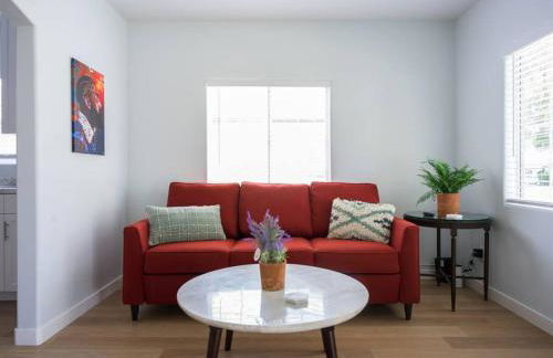 Family Renovated Home, Netflix, AC, WD, Putt Putt - Foto 1