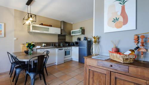 Lou Karo - Piscine partagée - Parking privé - Photo 3