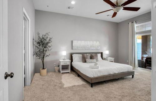 The Desert Gem Pool Spa Gated Home - Photo 29