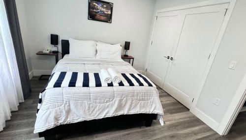 The Cozy Suite - 1BR with Free Parking - Foto 3, wardrobe