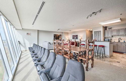 Shop and Dine Fort Worth Condo with Racetrack Views! - Photo 4