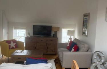 Apartment with Roof Terrace - Centre of Yarmouth - Photo 22