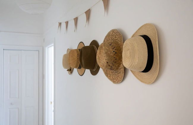 Absolute Beachfront With Decked Garden Oasis and Views - Foto 54