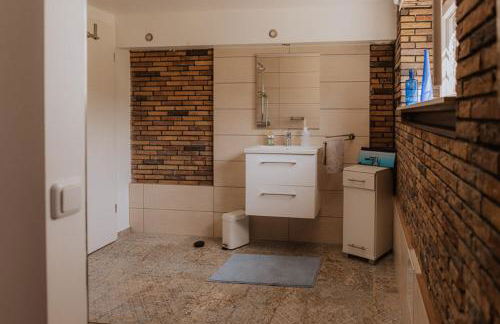 Tinyhaus & Souterrain Apartment in Ortenberg - Foto 41