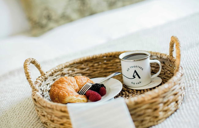 Daisy by Avantstay Modern Home w/ Spacious Backyard, Pool & Table Tennis - Foto 16