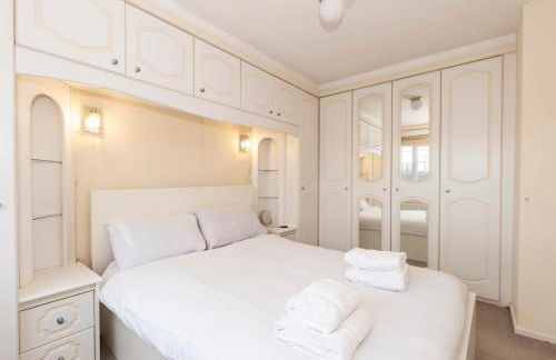 Spacious 3-Bed Home Woolwich O2 Crossrail - Pass the Keys - Foto 1