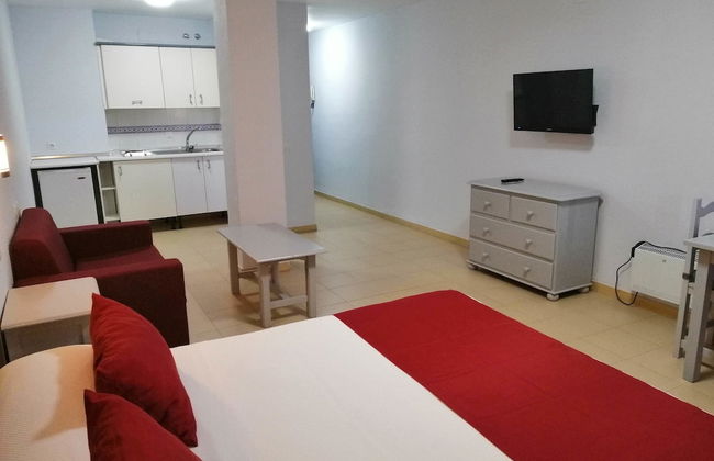 Apartamentos Puerta del Sur - Photo 2