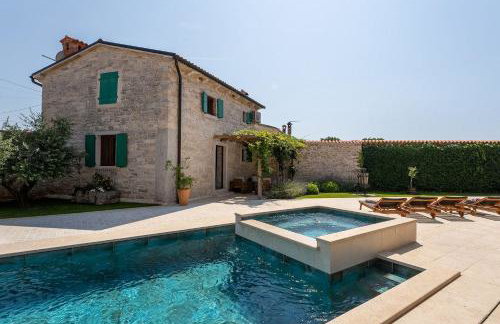 Mediterrane Steinvilla mit Privatpool, Whirlpool, Darts, Billard, Tischtennis, Gym - Foto 25