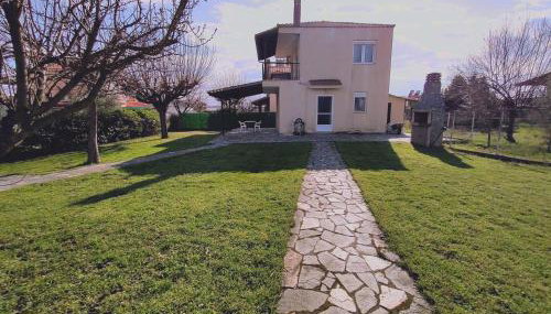 Kerasies Home - Photo 3, Garden