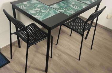 Sky Studio Apartment 1,5 Zimmer für 4 Leute Zentral 35qm S-Bahn Mercedes Benz - Foto 42