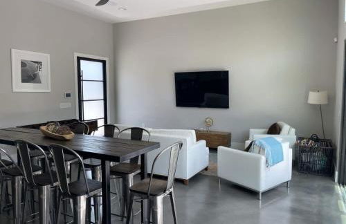 Modern 2-Home Private Oasis w Pool Hot Tub in DT - Foto 24