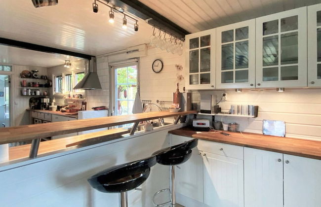 8 Person Holiday Home in Vackelsang - Photo 5