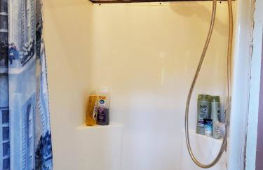 Magical Tree House Rental Nestled in the Woods on Farm Retreat near St. Louis, Missouri - Foto 46