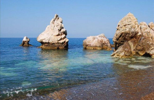 Panoramic Apartment in Villa With Pool and Garden Wi-fi - Foto 15