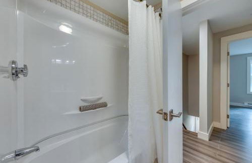 Maine Escape with Grill, Near Skiing and Hiking! - Photo 15