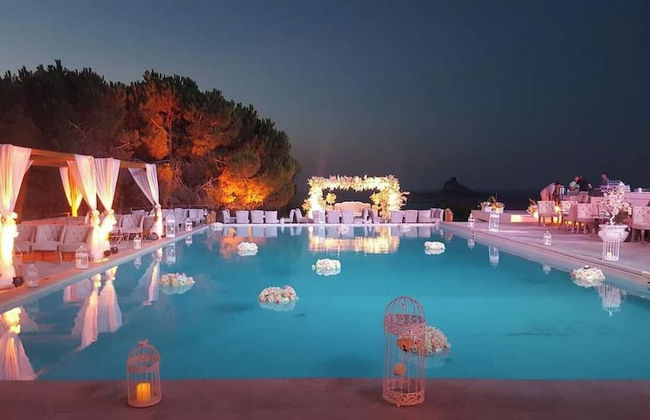 Exceptional Luxury Villa A Masterpiece of Elegance and Comfort - Foto 23