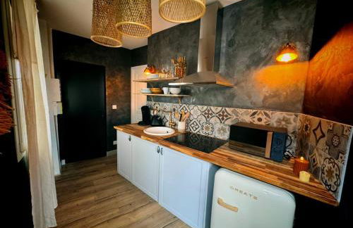 Duplex Safari jusqu'à 4 personnes, Spa, cinéma et lit sous les arbres, day use, 10 min centre - Foto 25