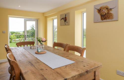 Muddy Udders Dairy - Photo 7