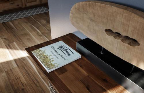 Cozy cabin w hot tub fire pit & ski access - Foto 32