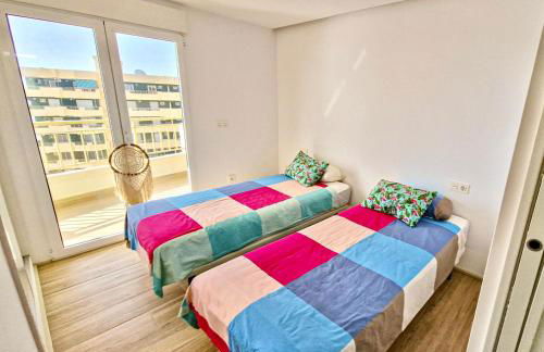 Atico de lujo vistas dos mares - Foto 47