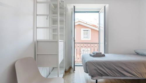 Beautiful Apartment with View of the Tagus River - Photo 4