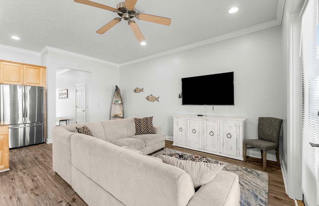 Palm Breeze Retreat Sleeps 10! - Foto 15