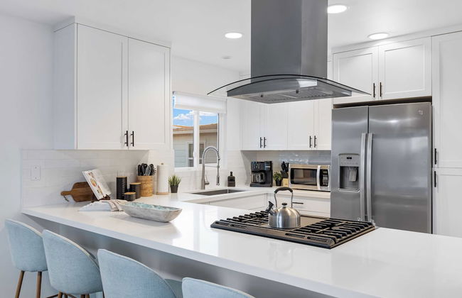 Steps From the Sand/boardwalk Outdoor Dining, Parking, and Patio in Newport - Foto 16