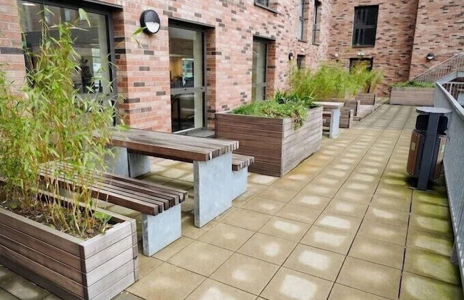 For Student Only Canvas Glasgow - Photo 32