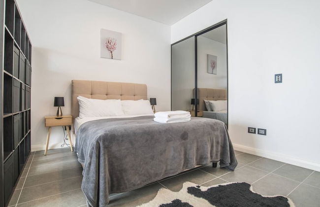 Home With Convenient Location! Close to Train&cbd - Foto 4