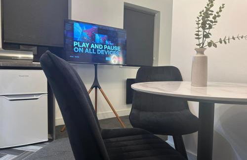 Adam Court Apartments - PE1 - Contractor Friendly - Choice of Studios or 1 Bed Apartments - Free Parking - Sofa Beds - Sky TV - Full Kitchen - Washer Dryer - WiFi - Foto 4